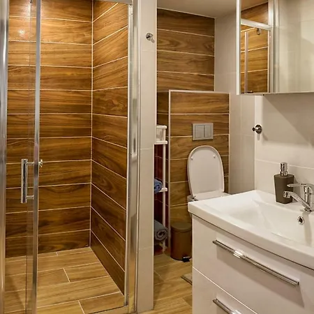 Apartman Neanderthal *